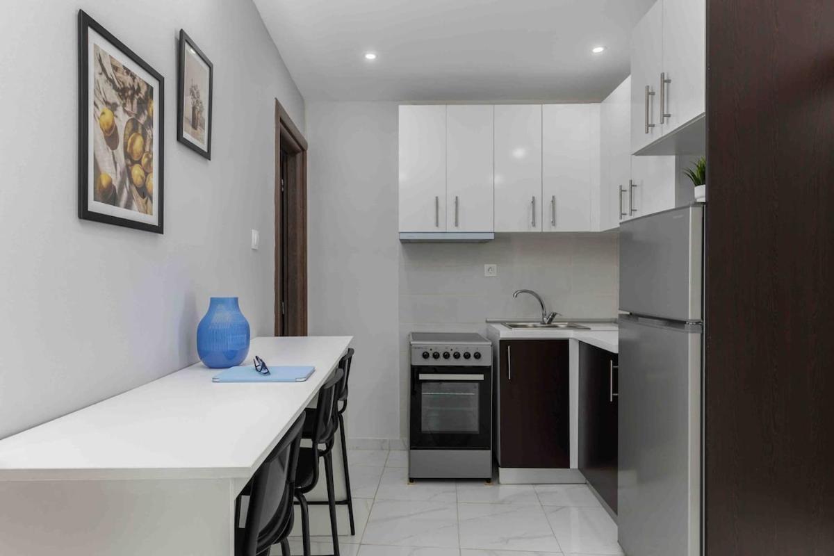 Stylish Apartment In City Center Salonicco Esterno foto
